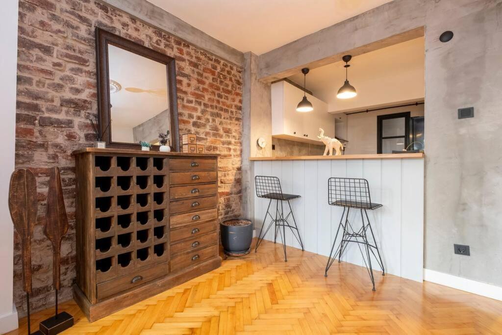 Daire Cosy Studio With Garden Balcony *