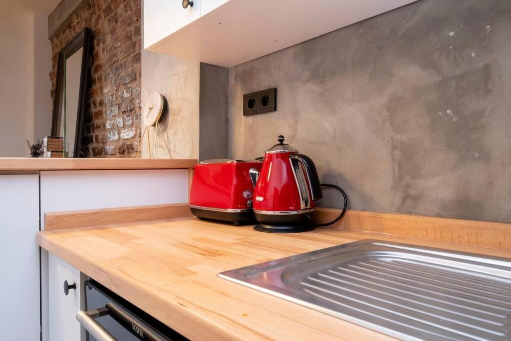 Cosy Studio With Garden Balcony Daire